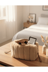 Bej Yumoş Geniş Hacimli Çok Amaçlı Fermuarlı Çanta