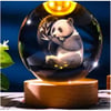 Dekoratif Panda Tasarımlı Ahşap Altlıklı Işıklı Cam Küre Büyük Boy Cam:8cm Ahşap:2cm