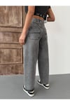 KADIN SKATER FİT YIRTIK DETAYLI YÜKSEK BEL KOT PANTOLON GRİ