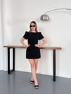 Minimal Çizgisi ve Modern Omuz Detaylı Mini Elbise Siyah