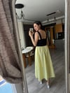 Beli Lastikli Sarı Kloş Etek