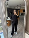 Kadın Siyah Alo Baskılı Yarım Fermuarlı Geniş Paça Eşofman Takımı