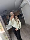 Kolları Yırtmaçlı & Aksesuar Detaylı Kadın Triko Kazak