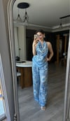 Mavi Desenli Sırt Dekolteli Bluz