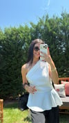 BEYAZ ASİMETRİK SATEN BLUZ