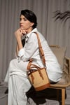 KADIN KOL ÇANTASI CAMEL SLY046