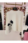 kadın ekru lacivert çiçek detaylı sweatshirt