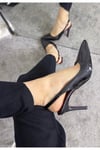 Siyah Rugan Kırmızı Taban Klasik Topuklu Ayakkabı - Stiletto