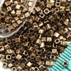 Miyuki Boncuk Kare 1,8 mm No: 9