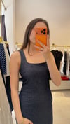 ARKASI YIRTMAÇLI ESNEK JEAN ELBİSE