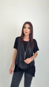 Kadın Kısa Kollu Yuvarlak Yaka Viskon Bluz + Kolsuz Fermuarlı çatlak Deri Yelek