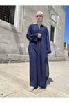 ÖN BOYDAN GİZLİ DÜĞMELİ LACİVERT PANTOLONLU ABAYA TAKIM