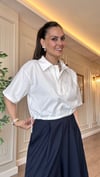 Beyaz Polo Yaka Yarım Fermuarlı Pamuk Dokuma Kadın Bluz