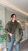 Haki Kürklü Yaka Kemerli Kapitone Mont