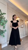 Siyah  Astarlı Keten Elbise-Kolları Fırfır Detaylı