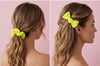Neon Rush Serisi: Neon Sarı İnci Detaylı Scrunchie ve Fiyonk Toka Seti