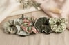 Pure Muse: 5'li Organik Müslin Scrunchie Seti | Per Capelli® - Yeşil