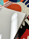 VJ DEFTER SERT KAPAK SPİRALLİ LASTİKLİ 20x28 Cm. 90 Gr. 96 YP. ÇİZGİLİ 123-0090
