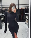 BAYN MAXİ BÜZGÜLÜ ELBİSE