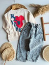 NEWYORK BASKILI EKRU SWEATSHİRT VE LEOPAR DESENLİ JEAN PANTOLON TAKIM