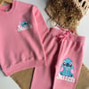 PEMBE STİCH BASKILI SWEATSHİRT VE JOGGER EŞOFMAN TAKIMI