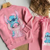PEMBE STİCH BASKILI SWEATSHİRT VE JOGGER EŞOFMAN TAKIMI