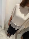 EKRU ETEK UCU DANTELLİ TRİKO BLUZ