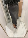 FÜME BELİ LASTİKLİ MİDİ BOY SATEN ETEK