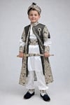 Çocuk Giyim Sİyah Kadifeli Brokar Kumaşlı Broşlu Kaftan Sünnet Kıyafeti