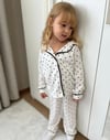Cg Kids siyah Kalp desenli fitilli yumuşak kumaş düğmeli beli lastikli kız çocuk pijama alt üst takım