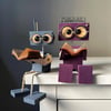 Kitap Okuyan Robot (Mor)