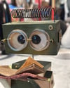 Kitap Okuyan Robot (Yeşil)