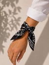 Siyah Beyaz Desenli Şık Bandana ve Fular