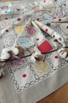 Home's Kahve Patchwork Işlemeli Naturel Şömentabla