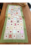 Yeşil Renkli Yamalı İşlemeli 50x130 Cm Runner