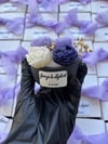 Kasede Çiçekli Mum- Hediye Kutulu- Mor
