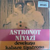 deve-kusu-kabare-tiyatrosu-astronot-ni-3-3259.jpg