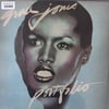 grace-jones-portfolio-1977-ingiltere-b-967081.jpg