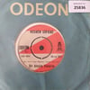 nesrin-sipahi-bir-atesim-yanarim-gelin-68-85b.jpg