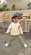 Erkek Çocuk Beyaz Baskılı Sweatshirt Yeşil Çizgili Pantolon 2'li Takım