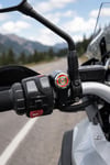 Işıklı Gidon Anahtarı Tek Fonksiyonlu Kırmızı LED Power Tuşlu Motosiklet Sis Farı Off Road Led Kontrol Switchi Gidon Bağlantılı Kablolu Demir Döküm Siyah Renk