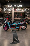 Yamaha Xmax Uyumlu Ön Cam Aksesuar Bar 2021-2026 Siyah