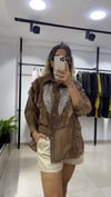 Nakış İşlemeli Fırfırlı Büyük Beden Gömlek