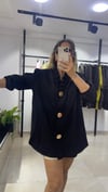 Yakası Büzgülü Metal Aksesuarlı Büyük Beden Gömlek Siyah