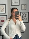 V Yaka Düğmeli Uzun Kollu Bluz