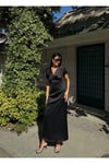 KADIN V YAKA PİLELİ SATEN MİDİ ELBİSE