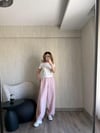 Pembe Nakışlı Detaylı Tişört