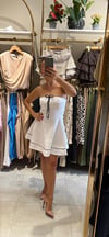 BEYAZ STRAPLEZ ELBİSE