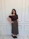 Kahverengi Omzu Tokalı Bluz
