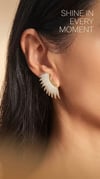 Melek Kanadı Taşlı Altın Kaplama 925 Ayar Gümüş Kadın Küpe